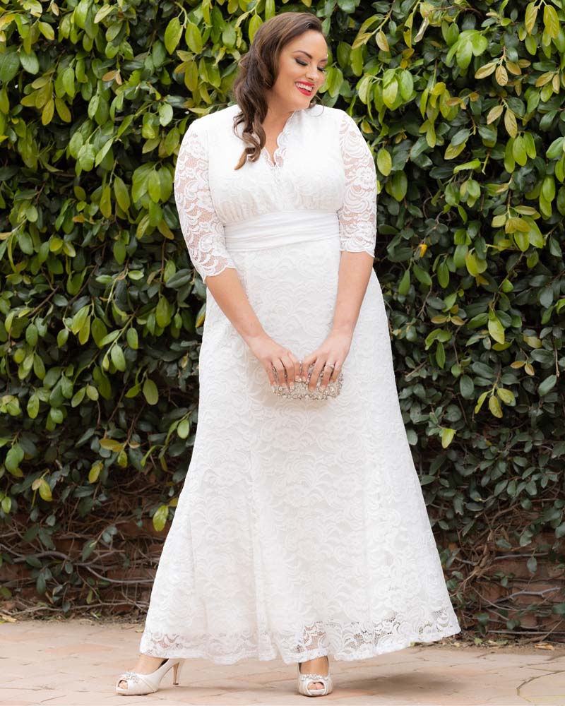 Amour Lace Wedding Gown