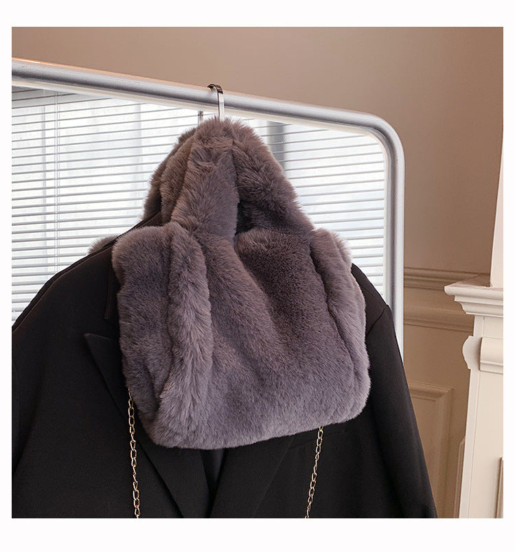 Fluffy plush tote bag with chain strap