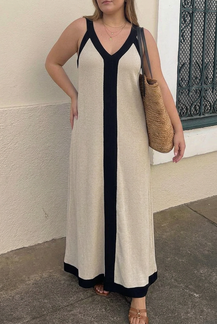 Amara | Contrast Trim V-Neck Relaxed Maxi Dress