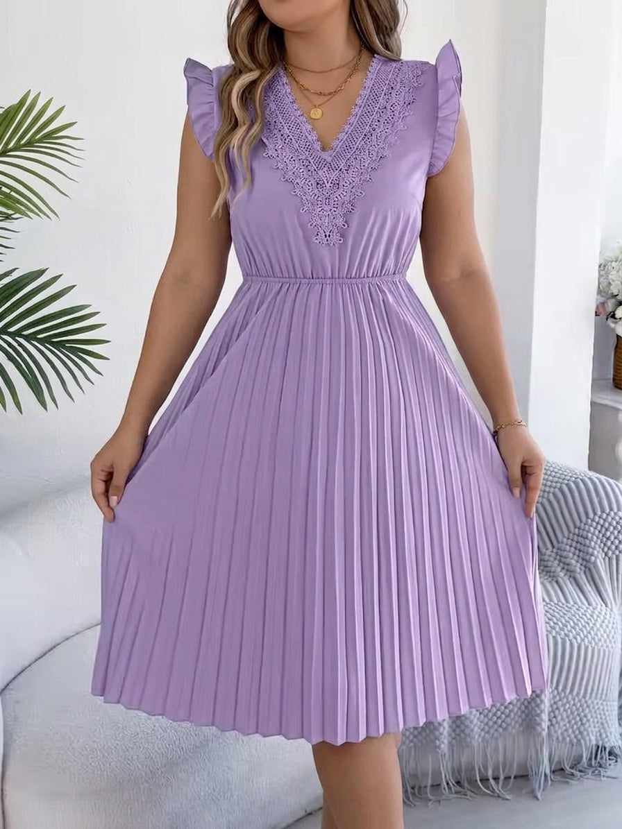 Briony  Casual V-Neck Maxi Dress with Lace Detail