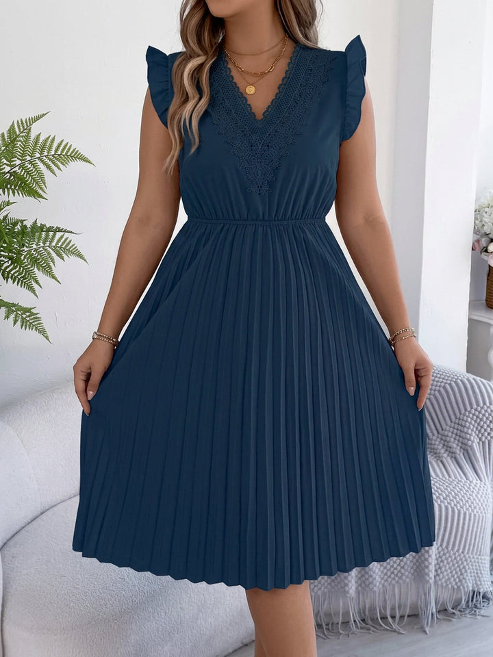 Briony  Casual V-Neck Maxi Dress with Lace Detail