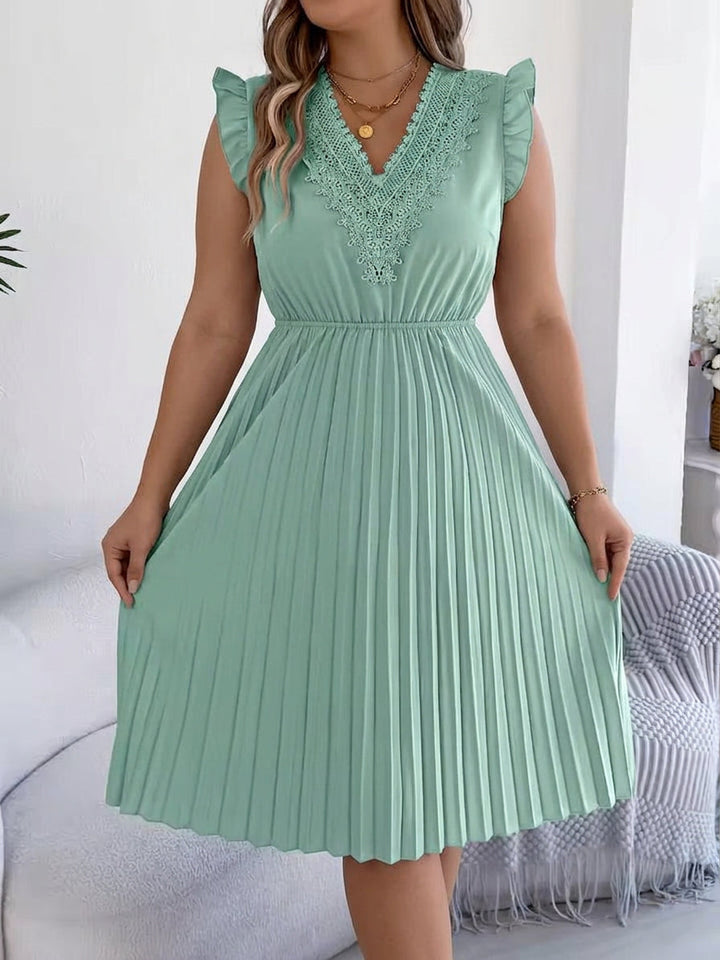 Briony  Casual V-Neck Maxi Dress with Lace Detail