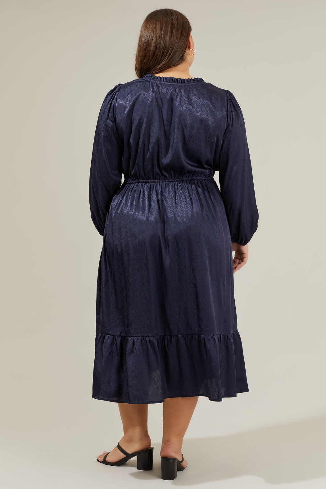 Fabiola Split Neck Midi Dress Curve