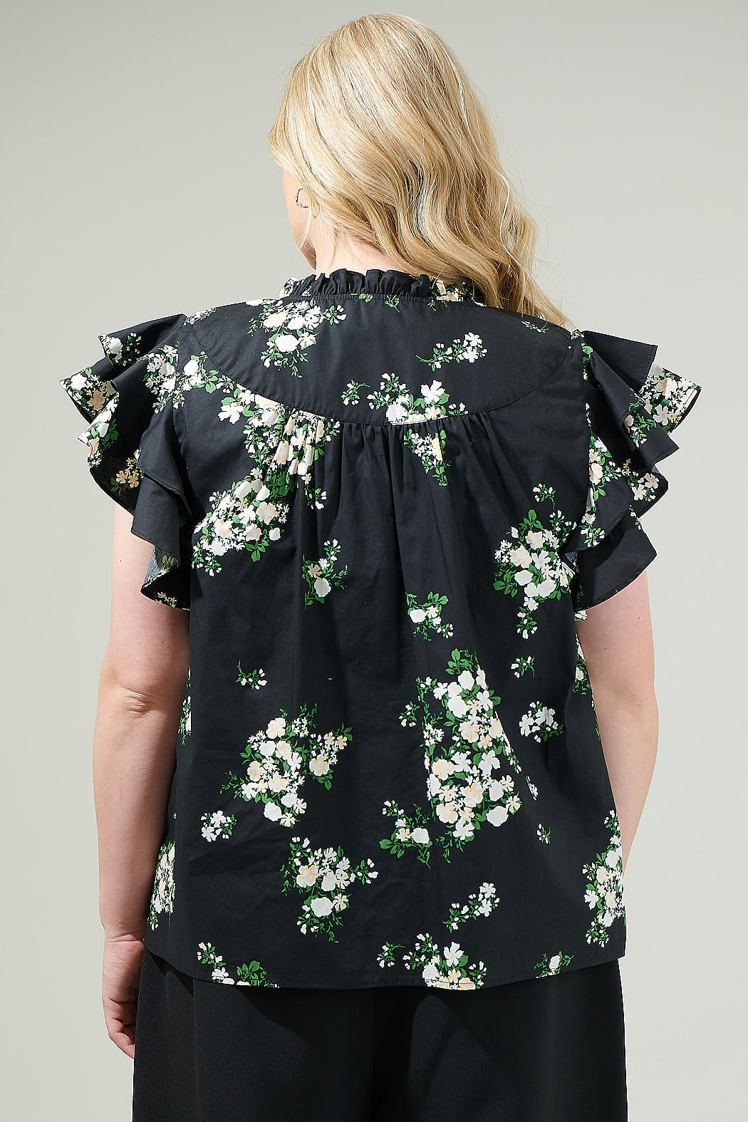 Emery Floral Split Neck Top Curve