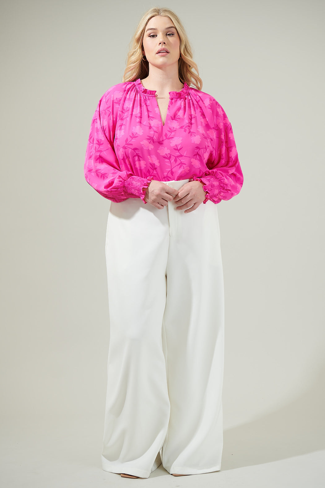 Clever Floral Split Neck Blouse Curve