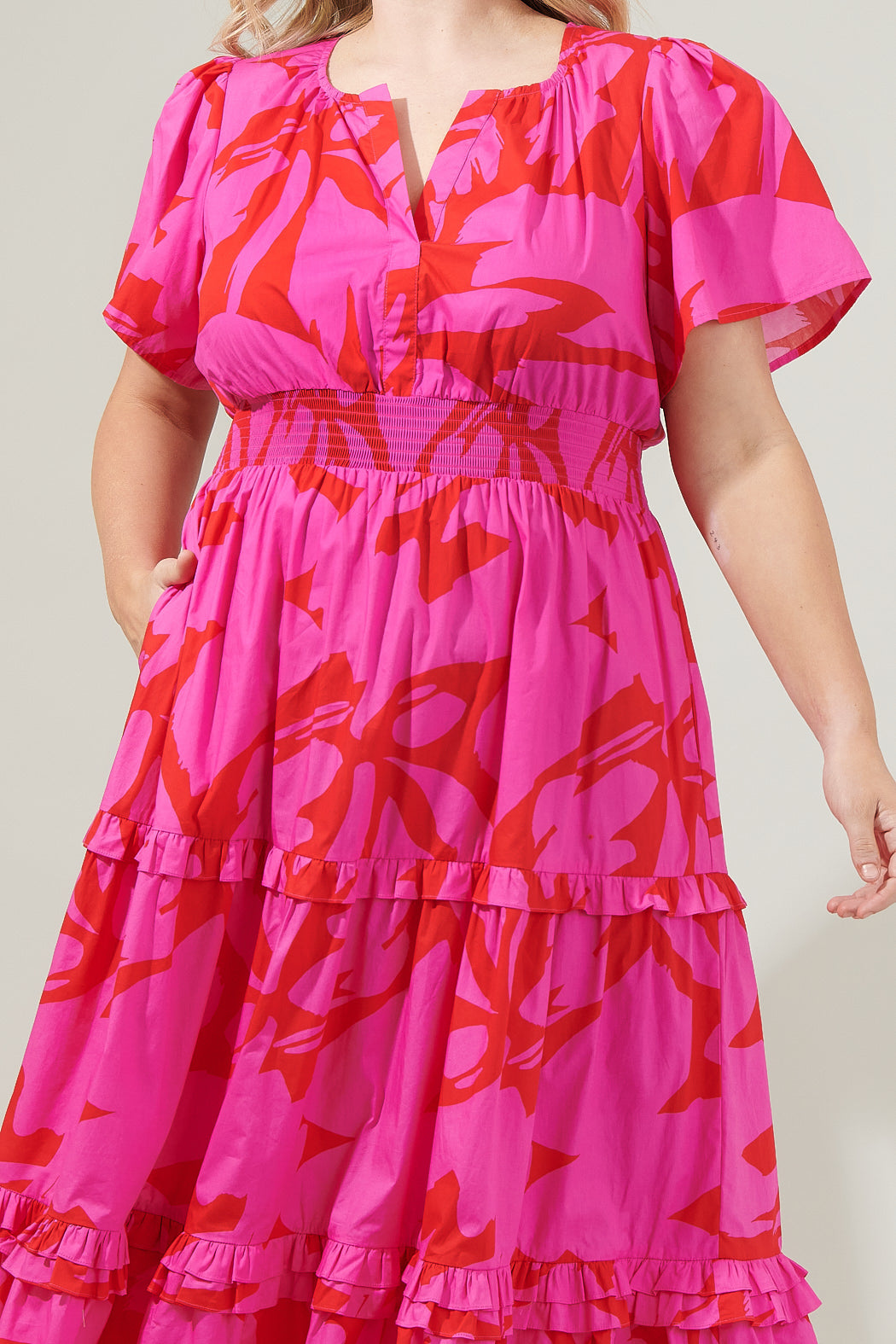 Jolene Abstract Palmer Poplin Tiered Maxi Dress Curve