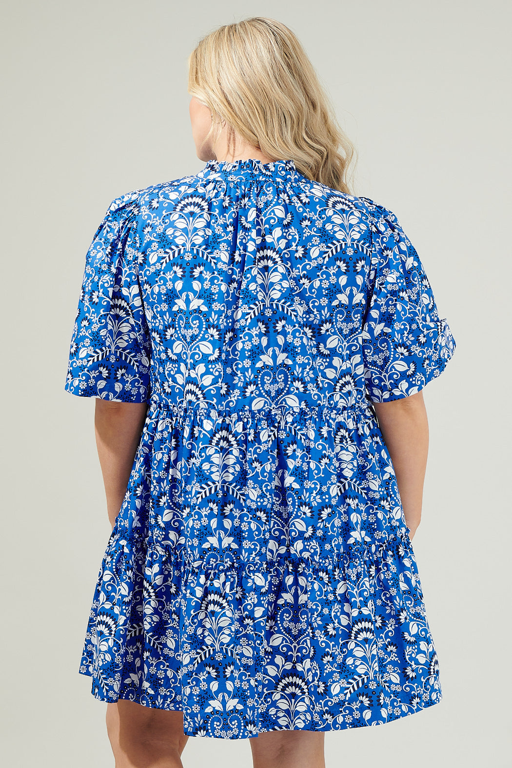 Lulu Floral Dixie Split Neck Shift Dress Curve