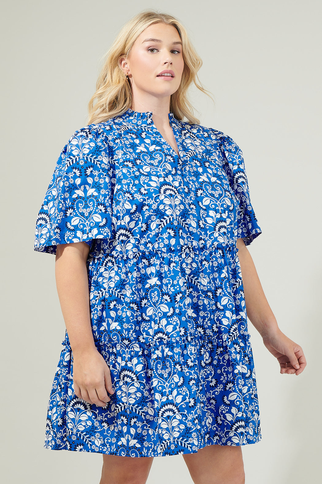 Lulu Floral Dixie Split Neck Shift Dress Curve