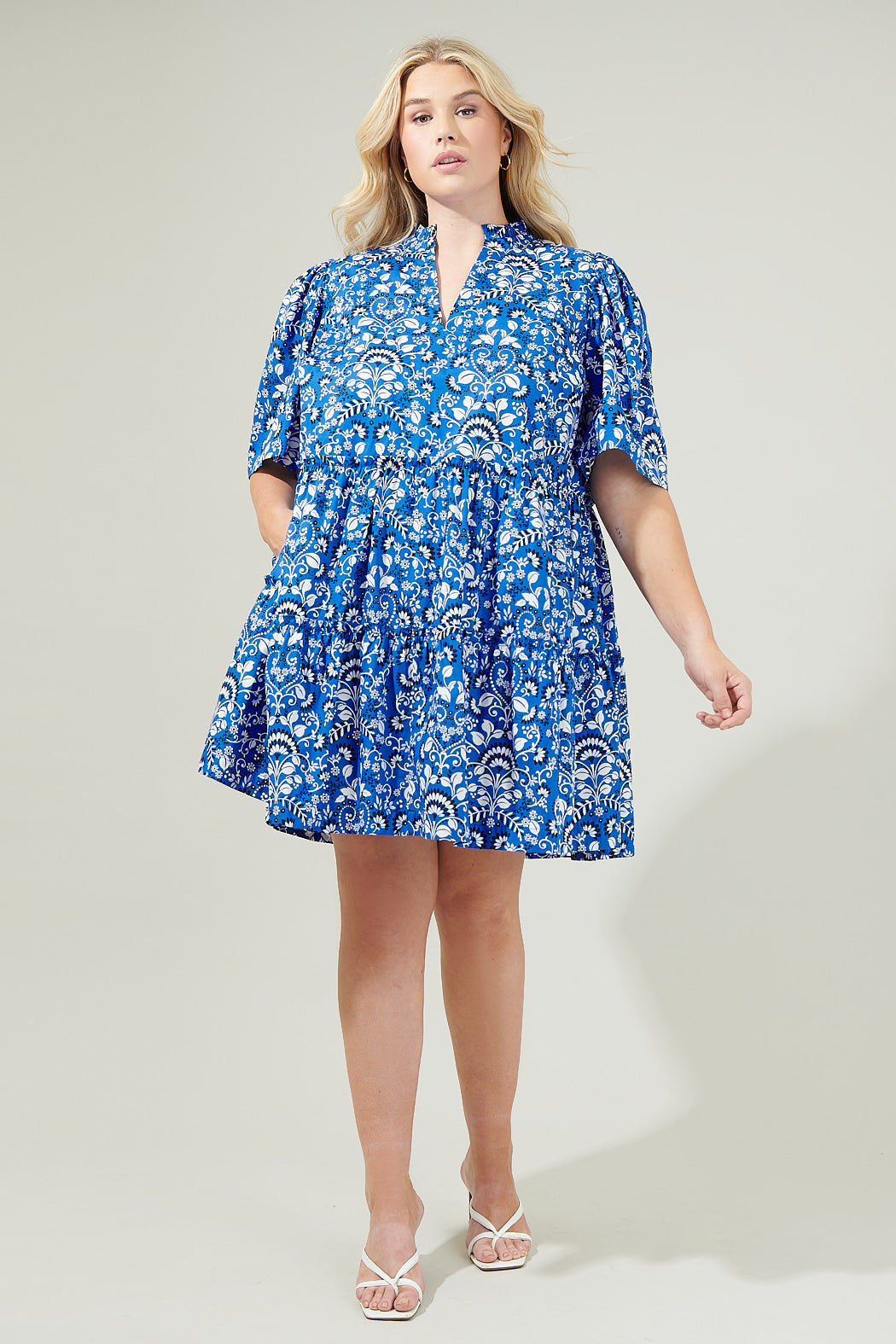 Lulu Floral Dixie Split Neck Shift Dress Curve