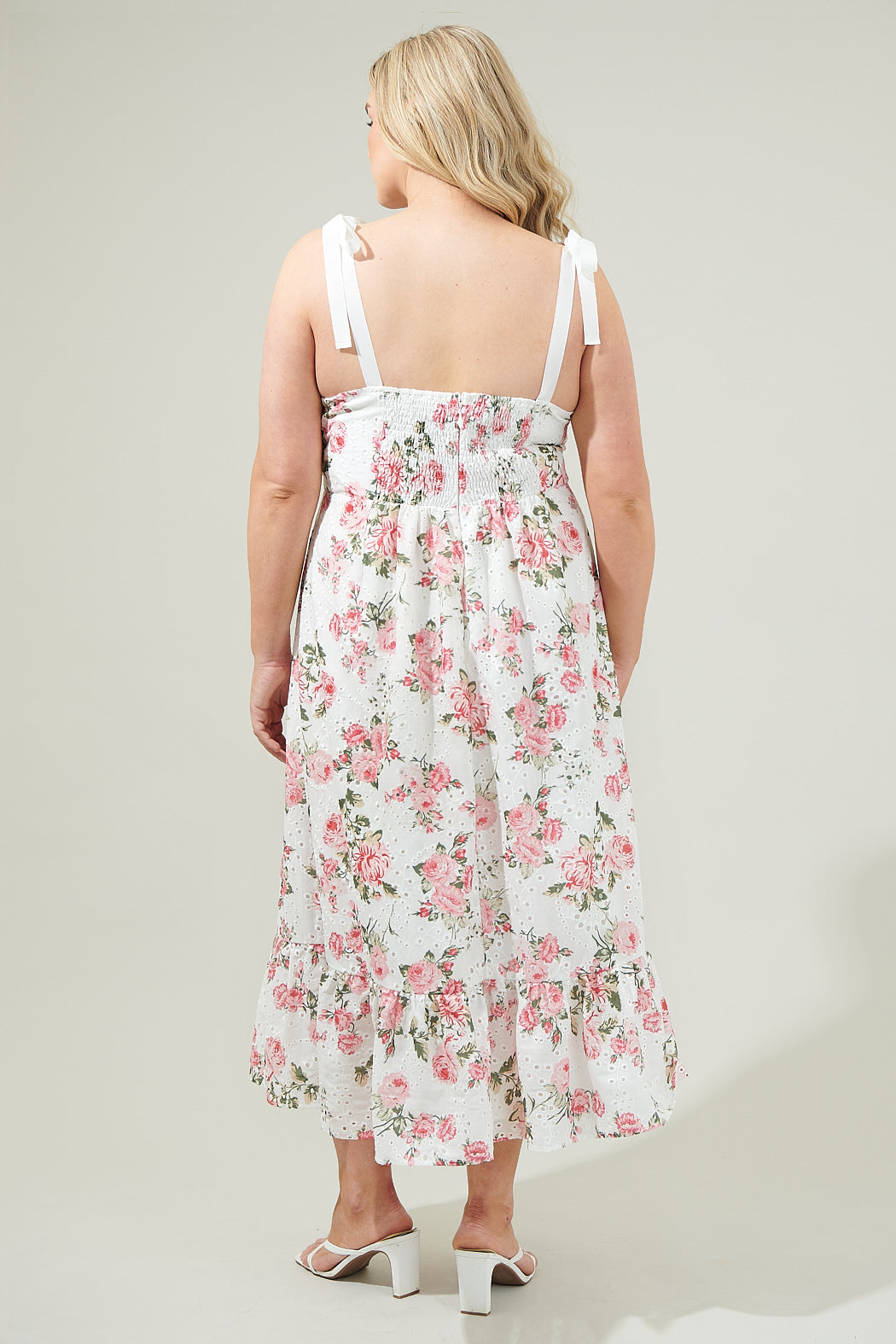 Villa Garden Eyelet Midi Dress Curve