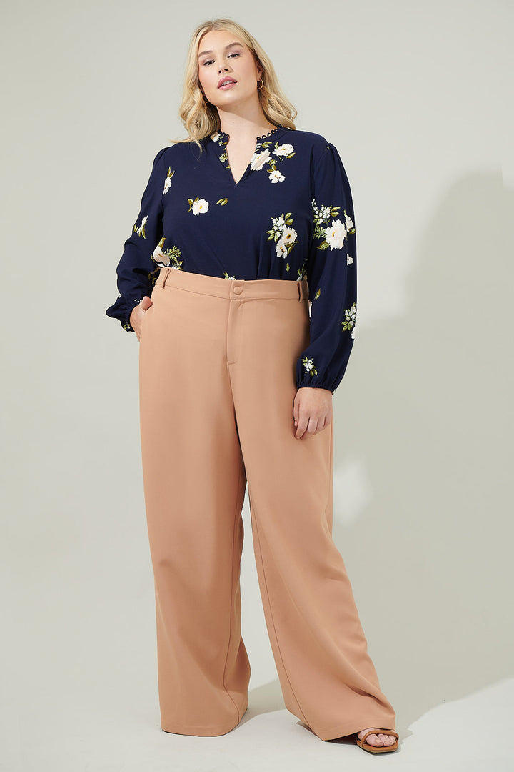 Arlene Floral Split Neck Blouse Curve