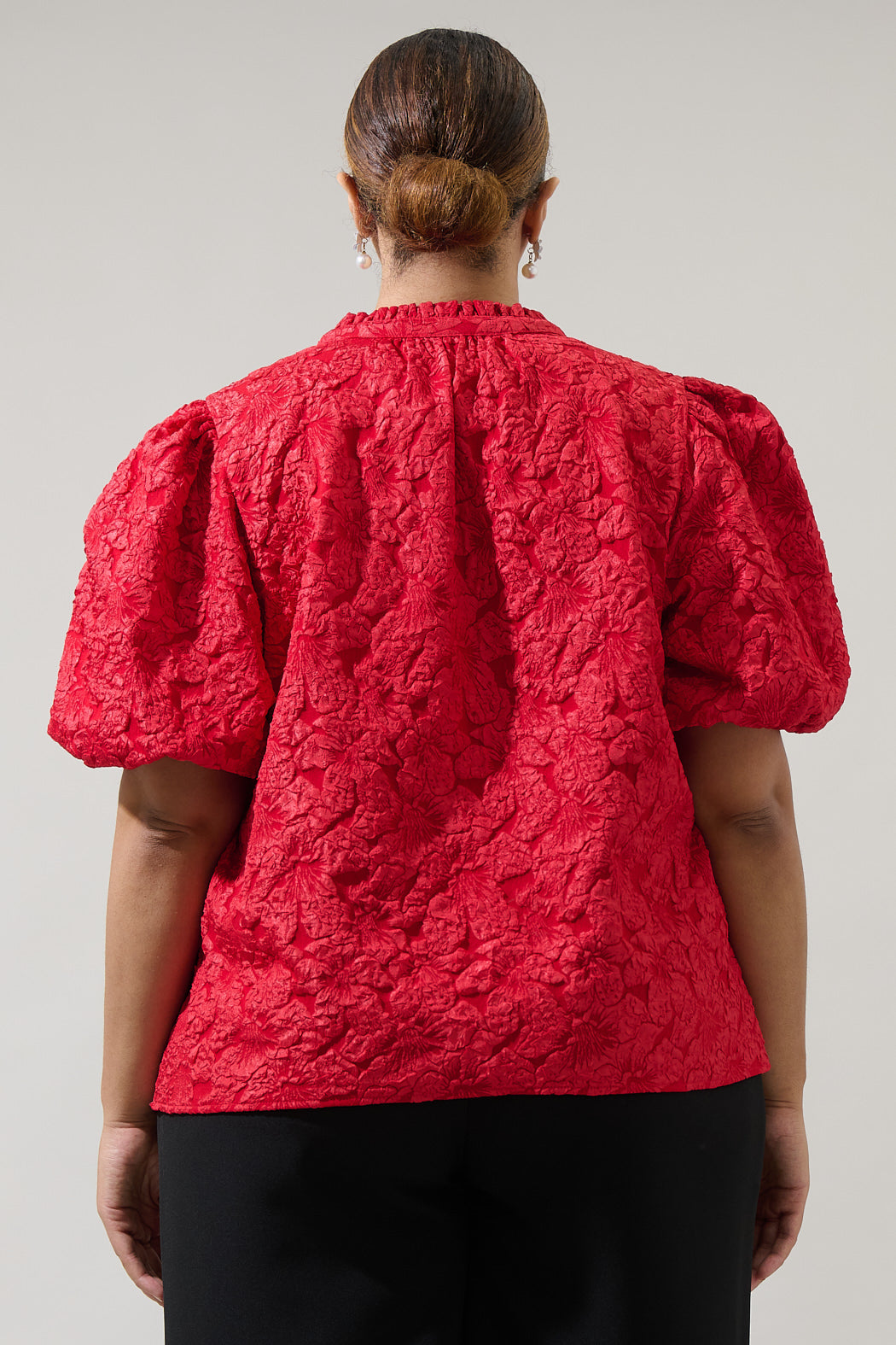 Arielle Jacquard Split Neck Top Curve