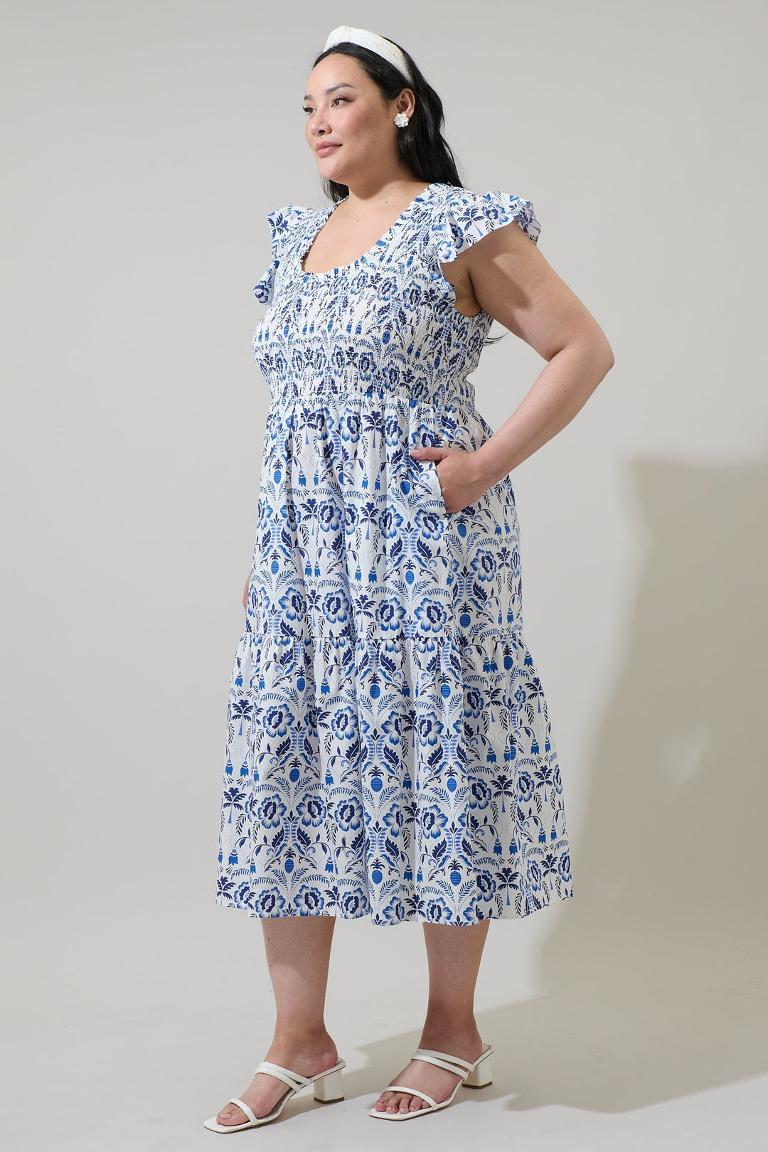 Marisol Floral Giza Glare Smock Tiered Midi Dress Curve