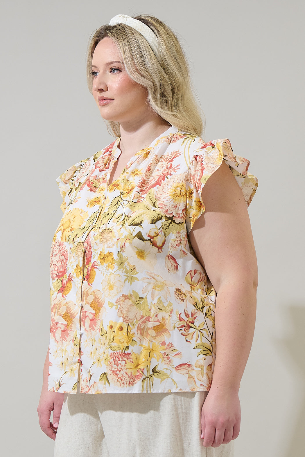 Zury Floral Everly Split Neck Top Curve