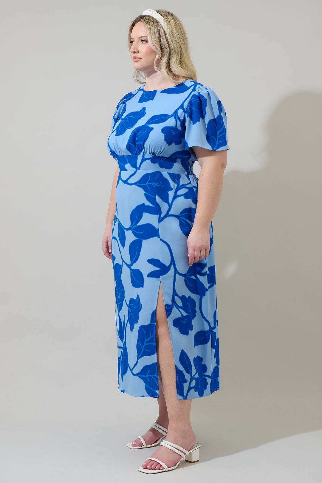 Ariya Garden Bloom Midi Dress Curve