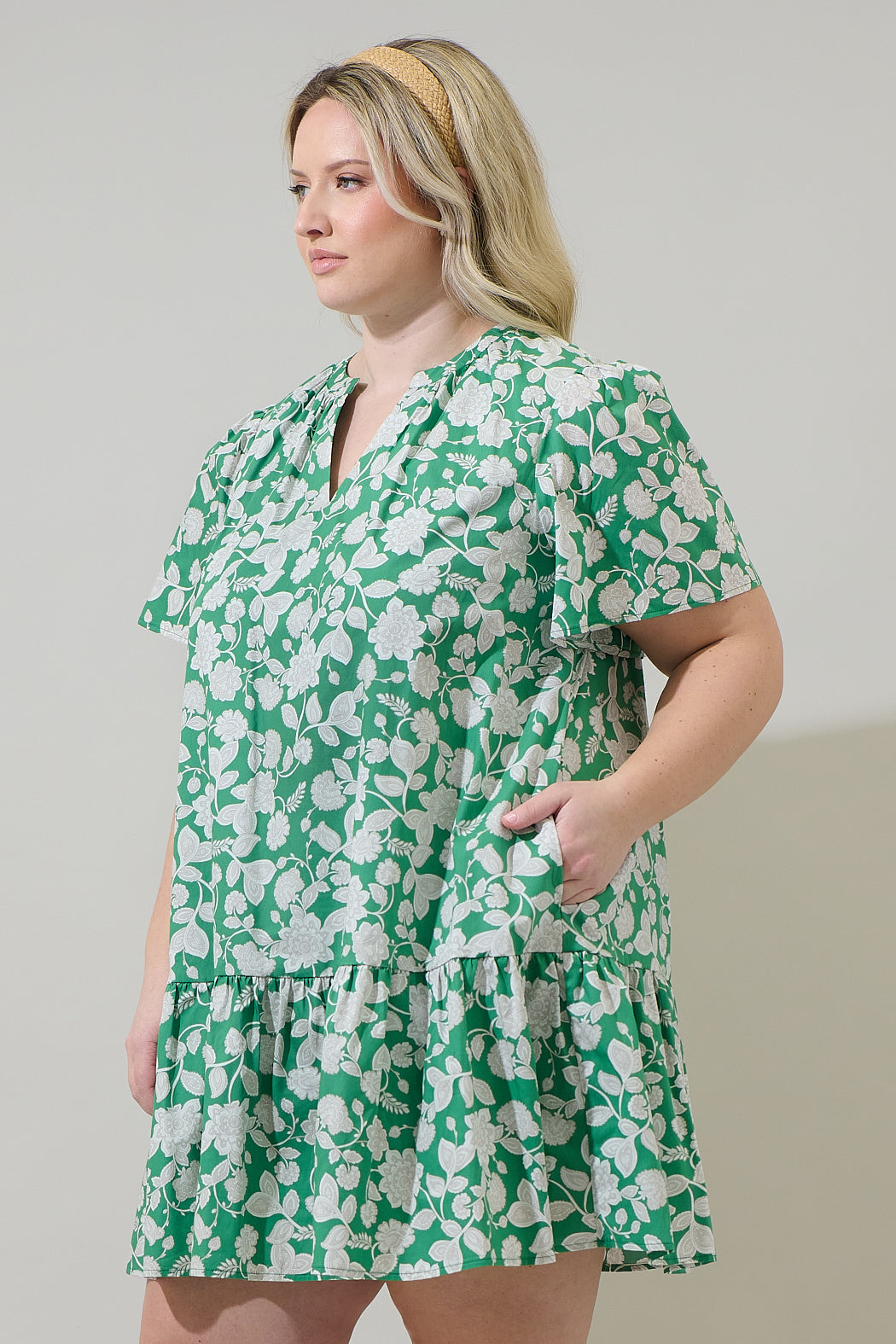 Baxley Floral Azari Shift Mini Dress Curve
