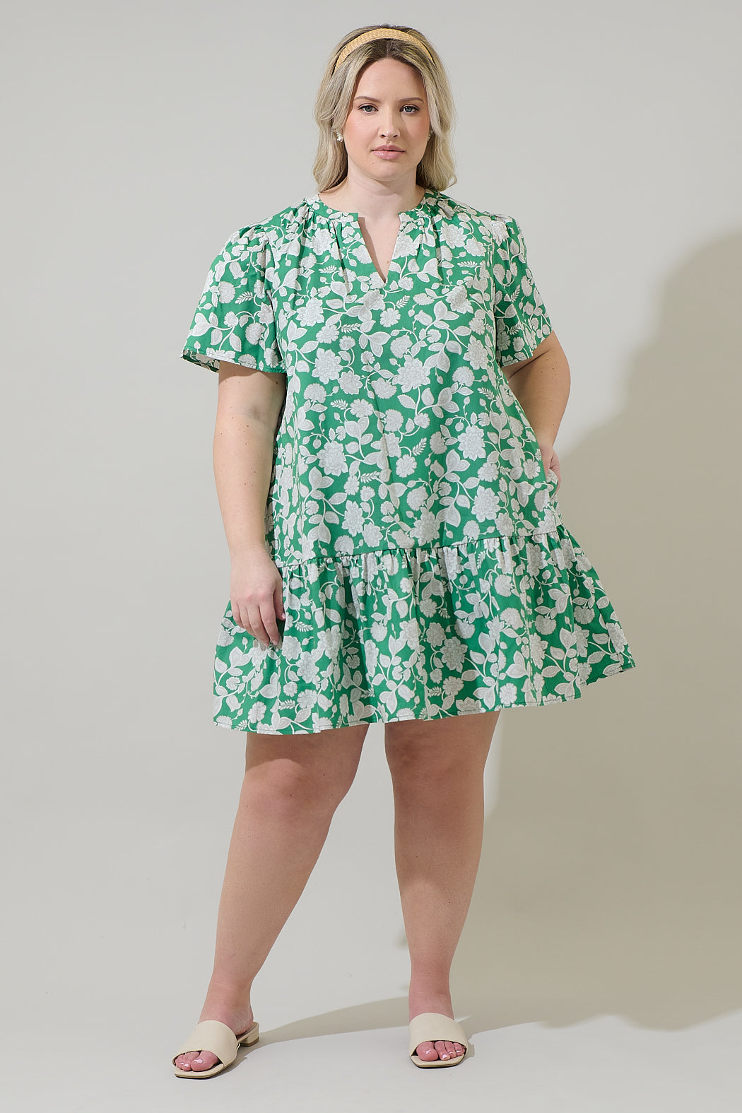 Baxley Floral Azari Shift Mini Dress Curve