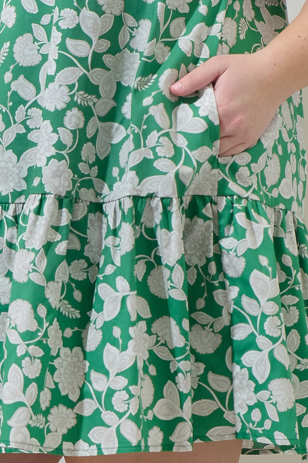 Baxley Floral Azari Shift Mini Dress Curve