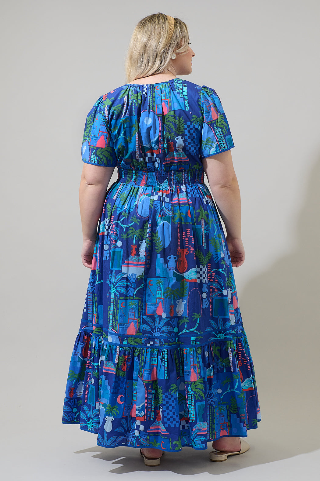 Punta Alta Ordy Smocked Midi Dress Curve