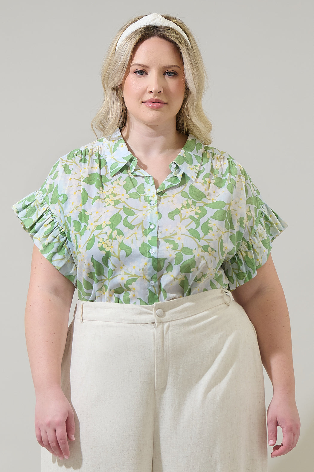 Kiany Floral Ina Button Up Top Curve