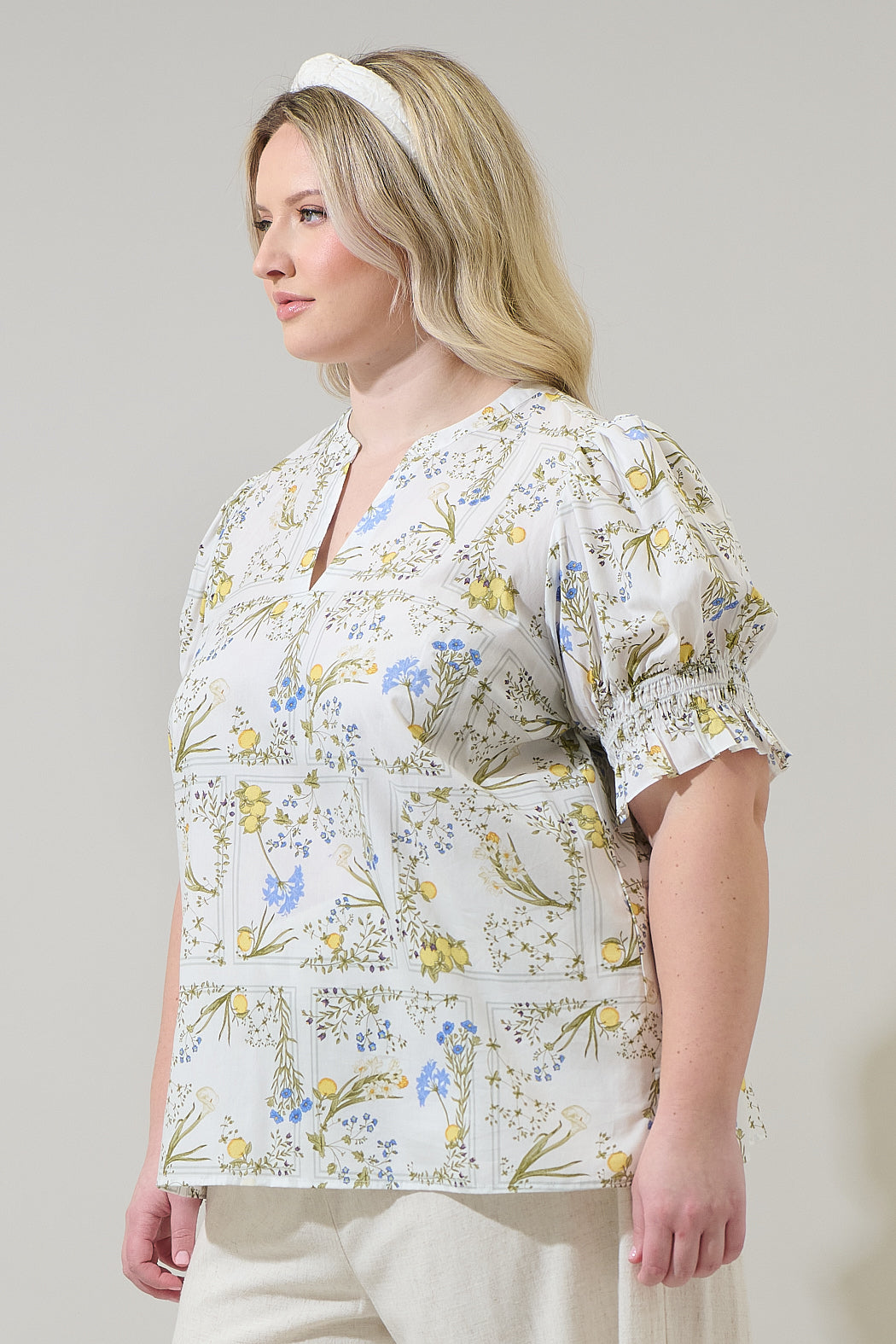 Cecily Floral Merryn Split Neck Top Curve