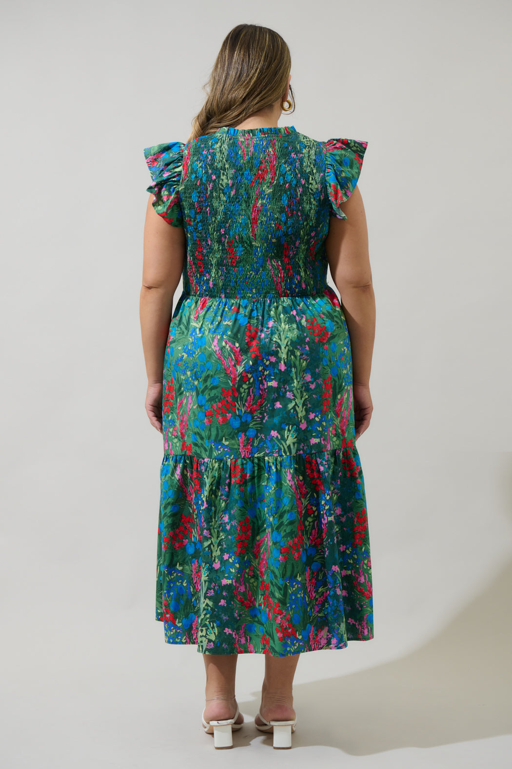 Devin Floral Glare Smock Tiered Midi Dress Curve
