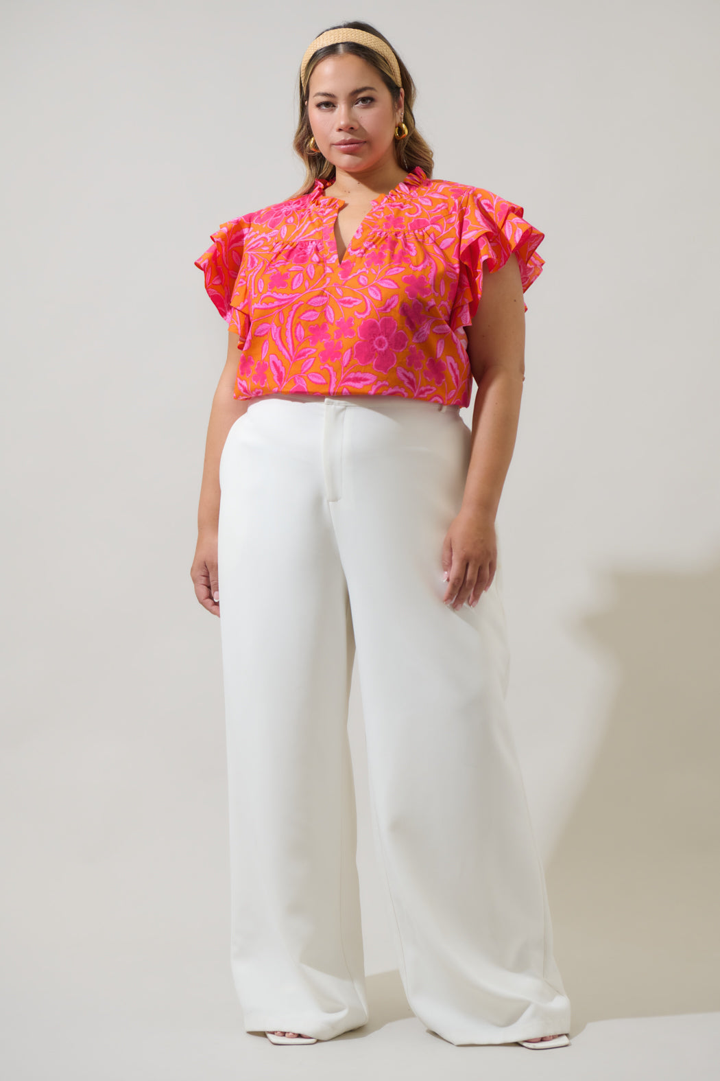 Rea Floral Emery Split Neck Top Curve