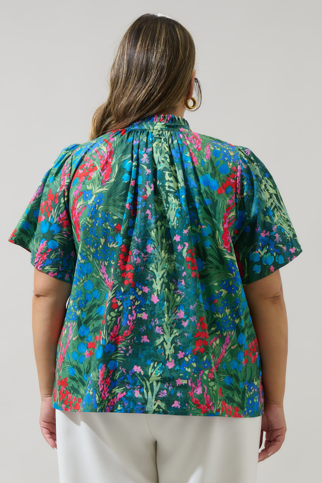 Devin Floral Reva Split Neck Top Curve