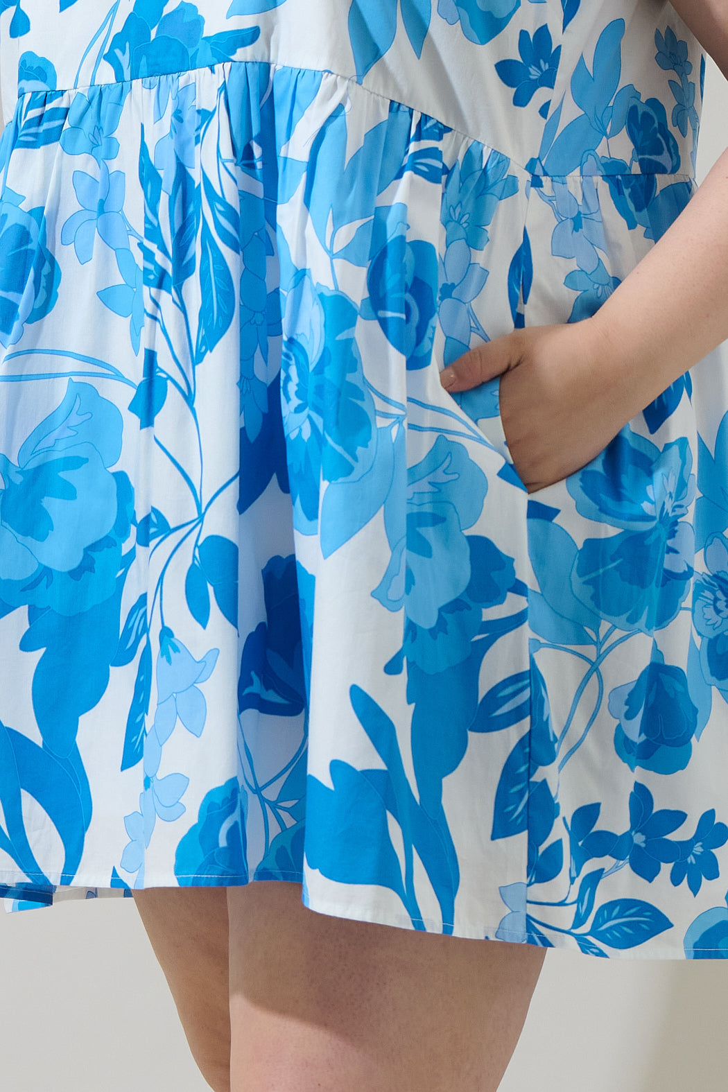 Darien Floral Kass Ruffle Mini Dress Curve