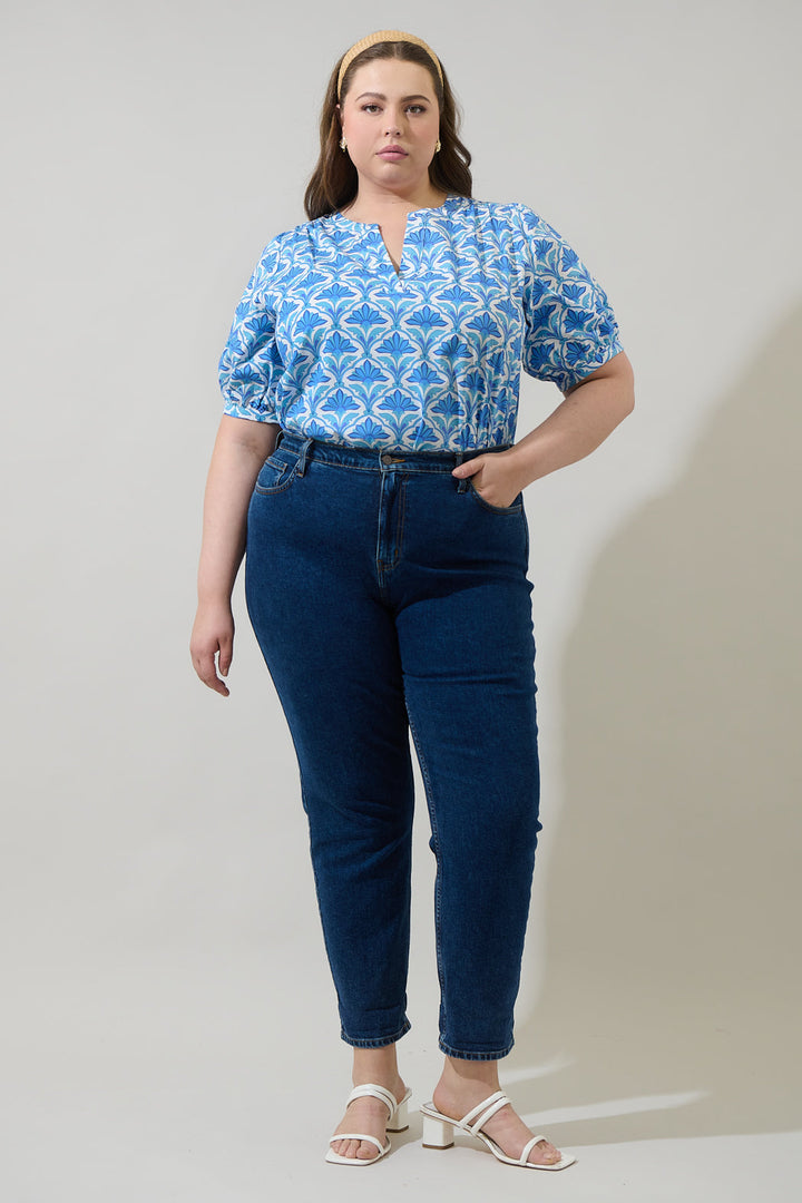 Elyse Geo Neli Split Neck Top Curve