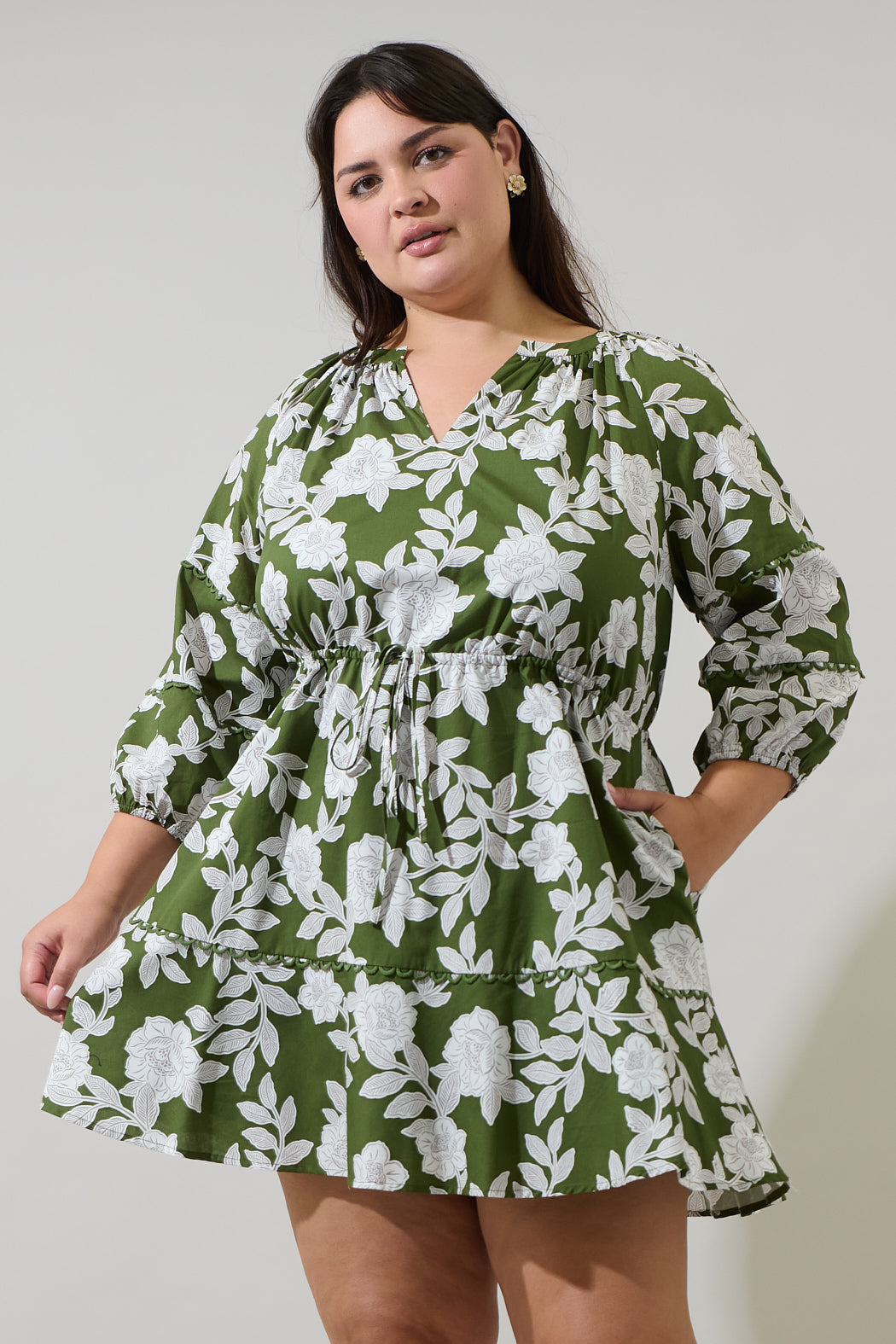 Haizley Floral Dabria Split Neck Mini Dress Curve