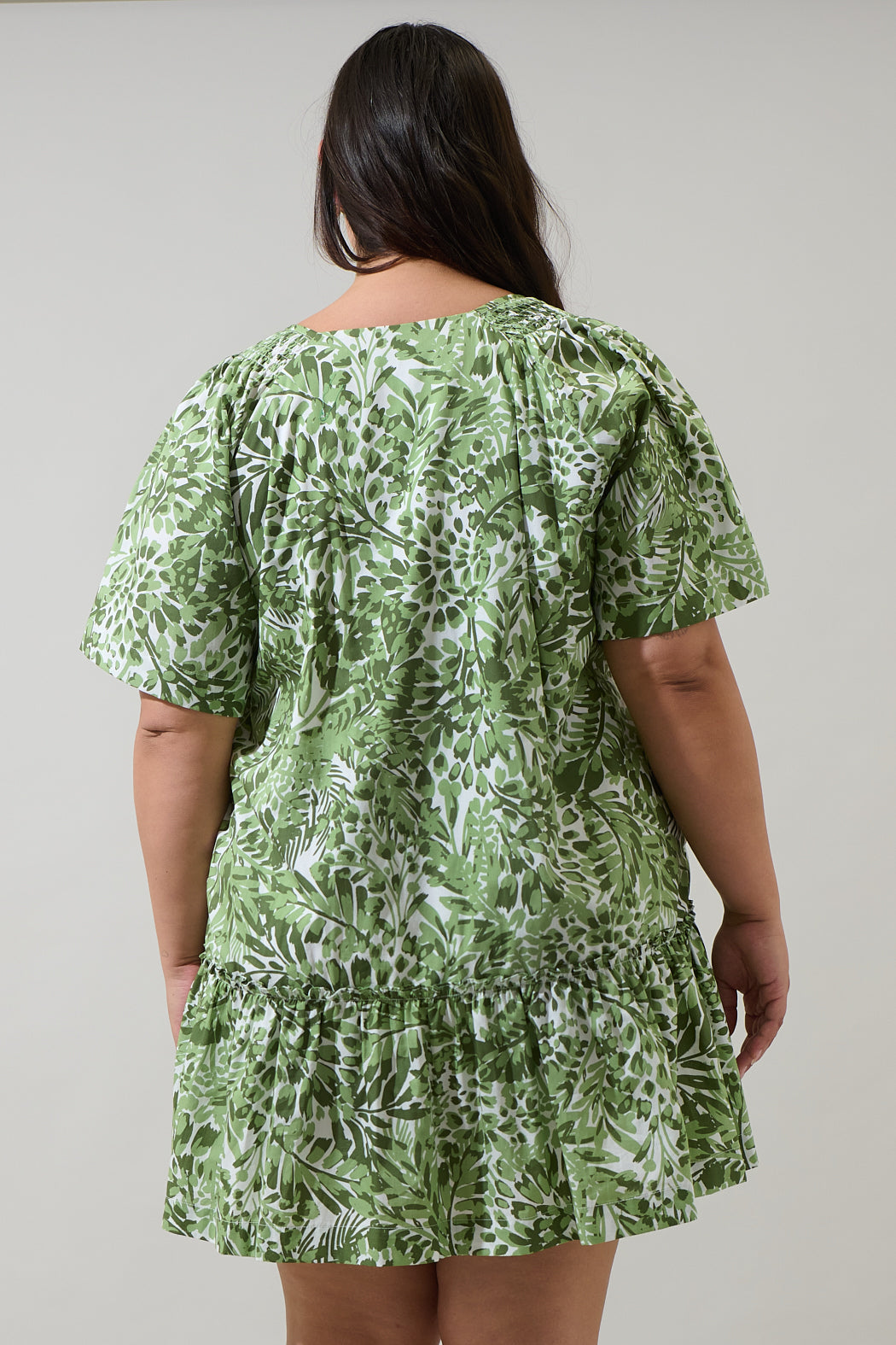 Irenan Leaf Ashby Shift Mini Dress Curve