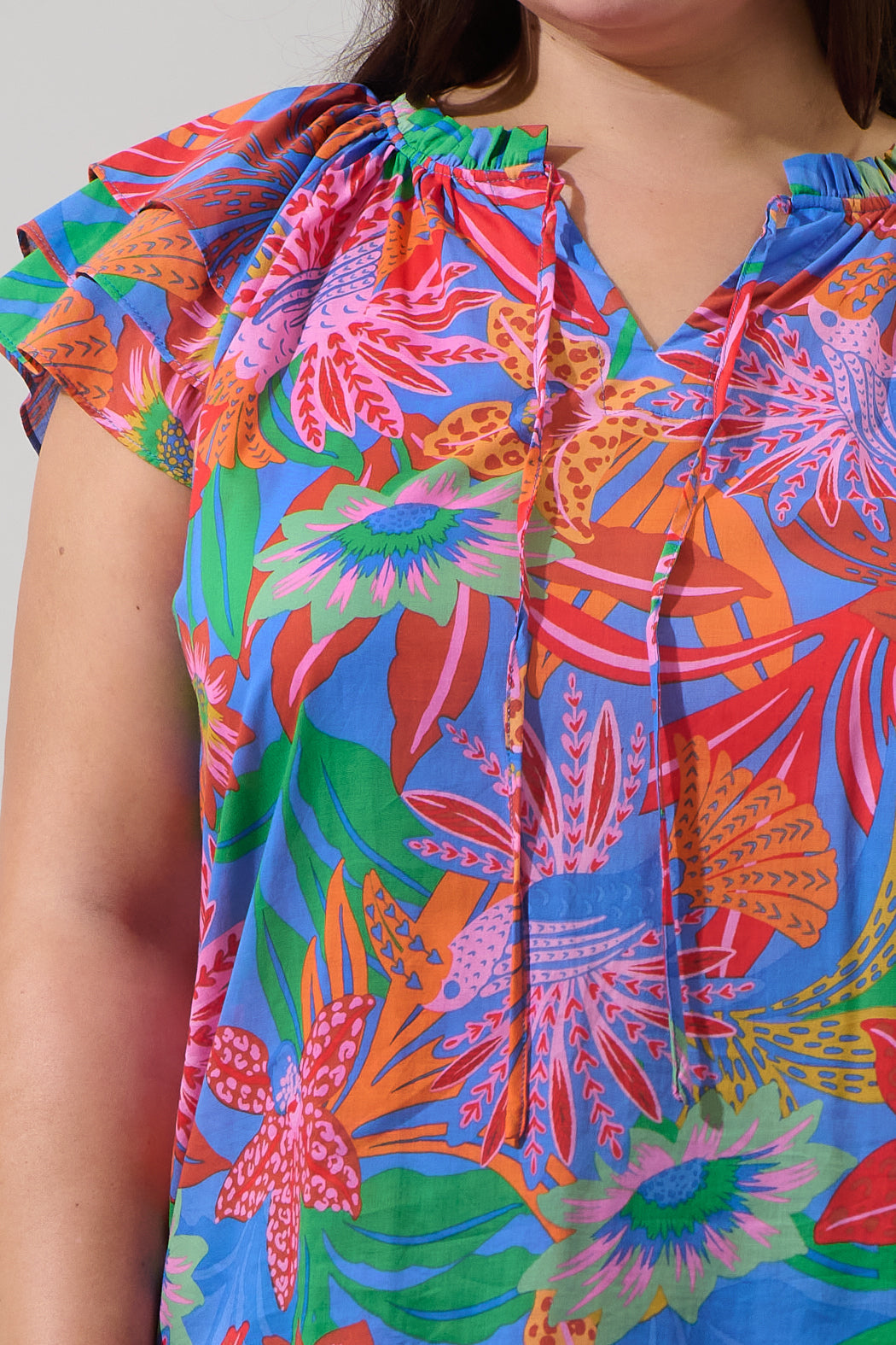 Cindal Floral Hita Ruffle Top Curve