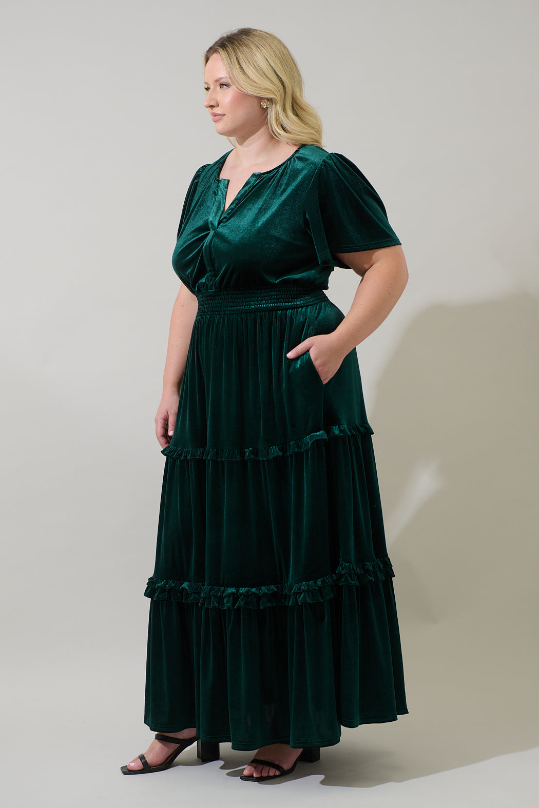 Juliete Velvet Palmer Tiered Maxi Dress Curve