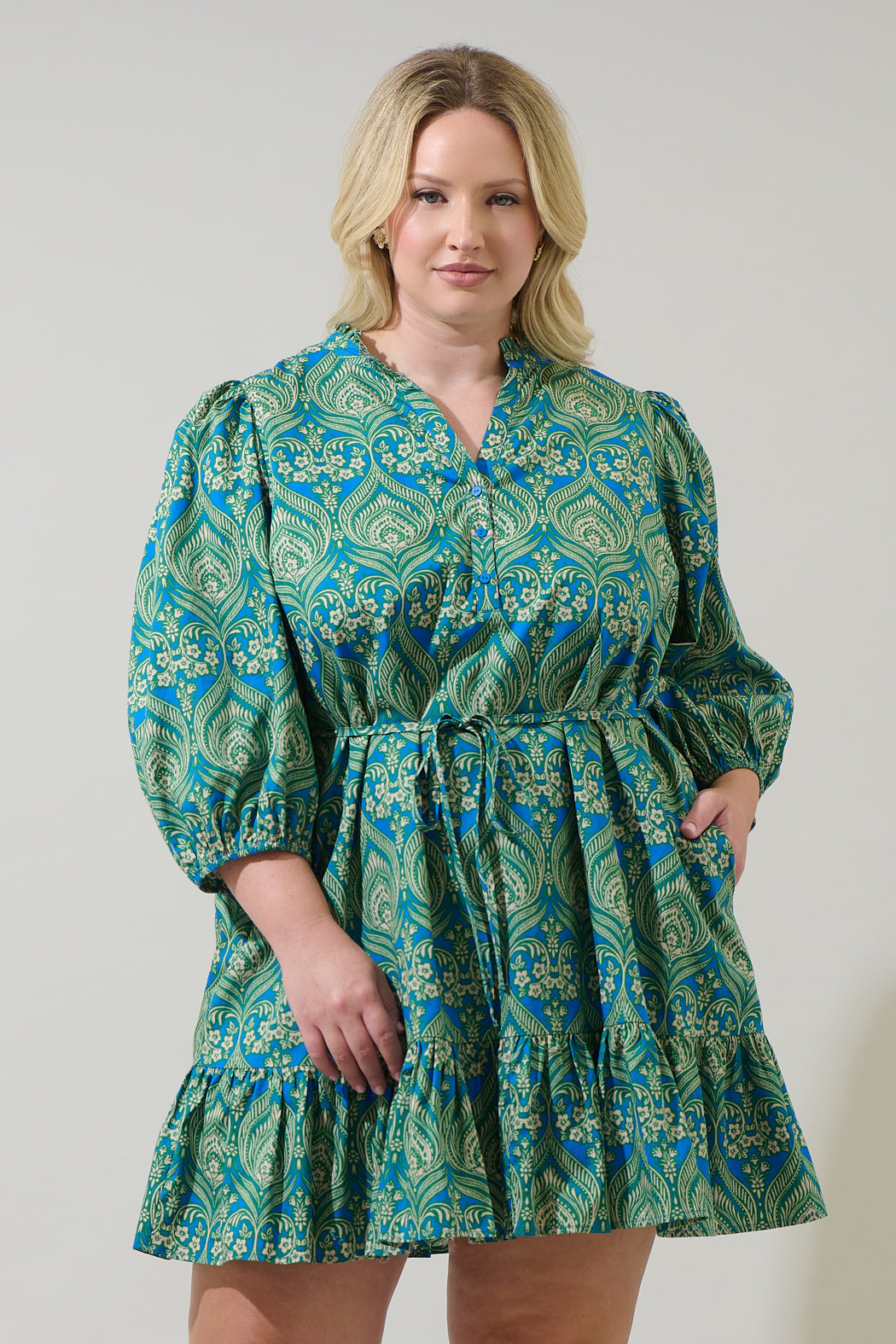 Nyra Paisley Jazlyn Split Neck Mini Dress Curve