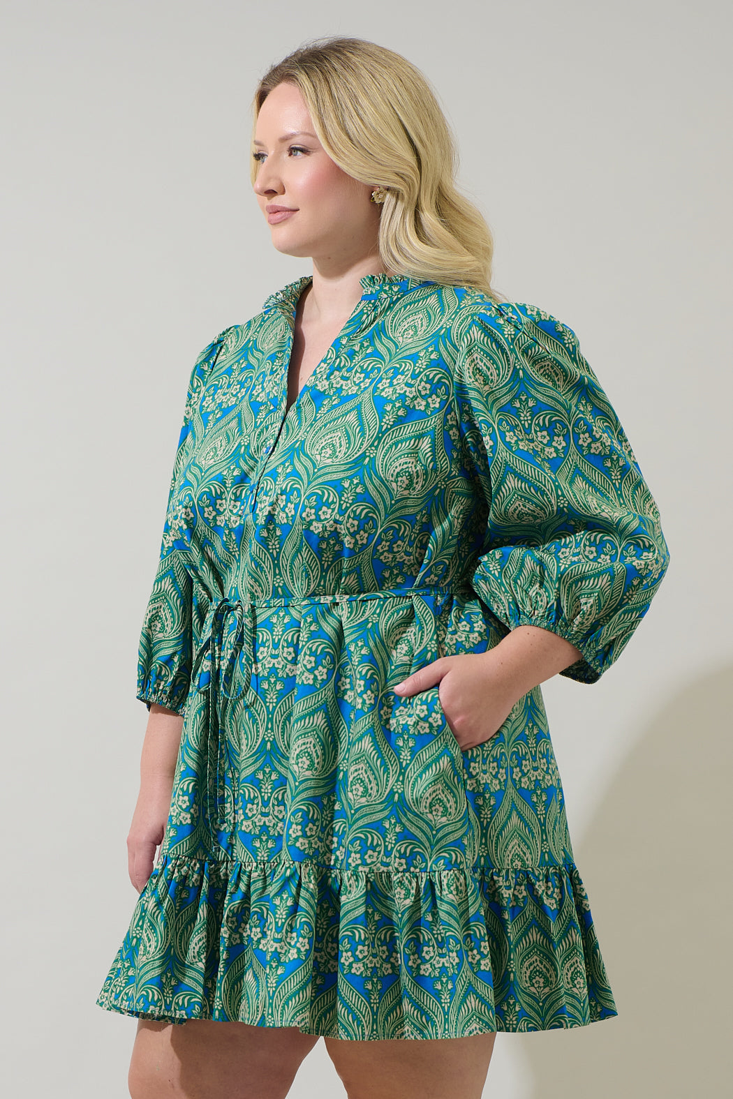 Nyra Paisley Jazlyn Split Neck Mini Dress Curve