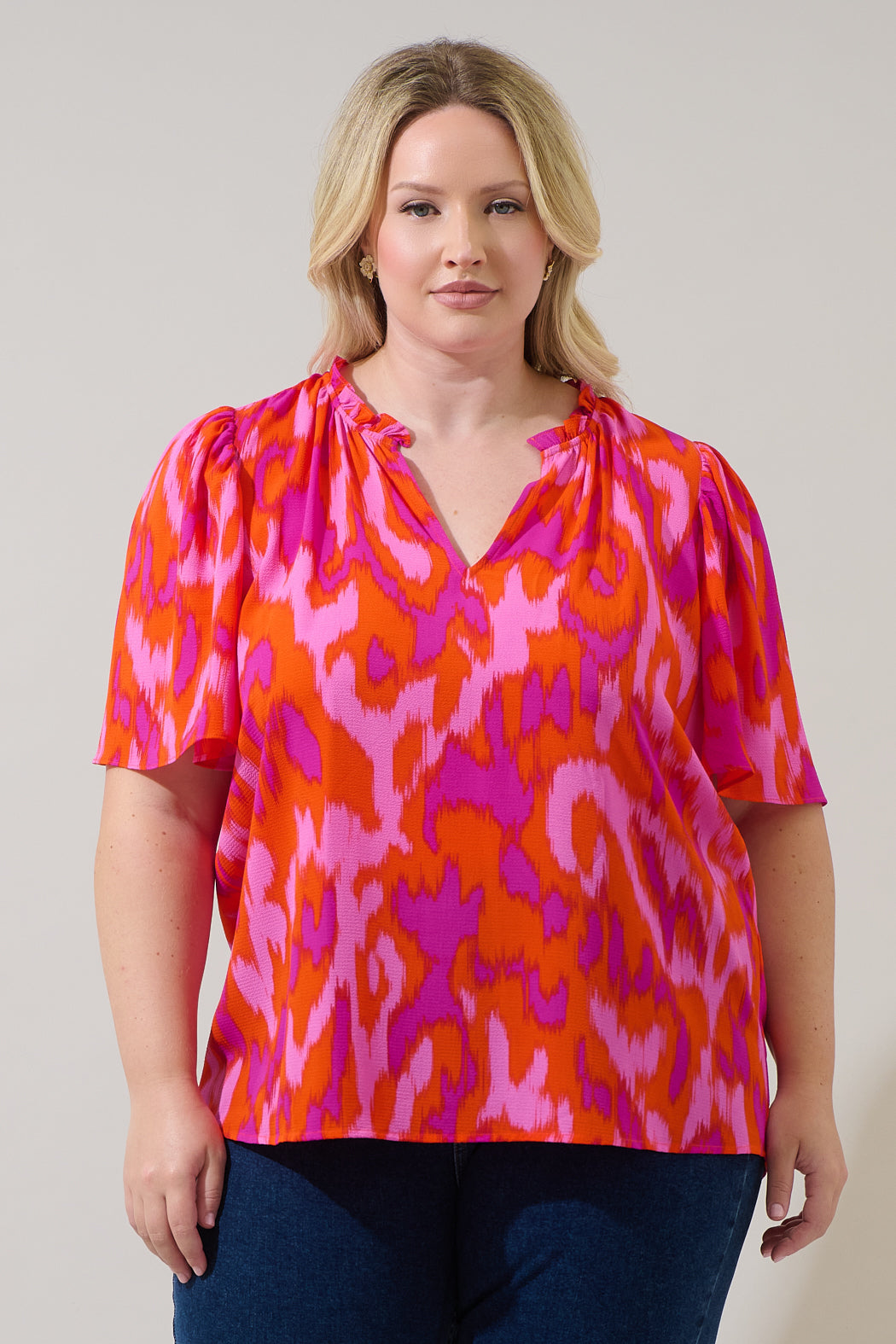 Charly Abstract Keira Ruffle Top Curve