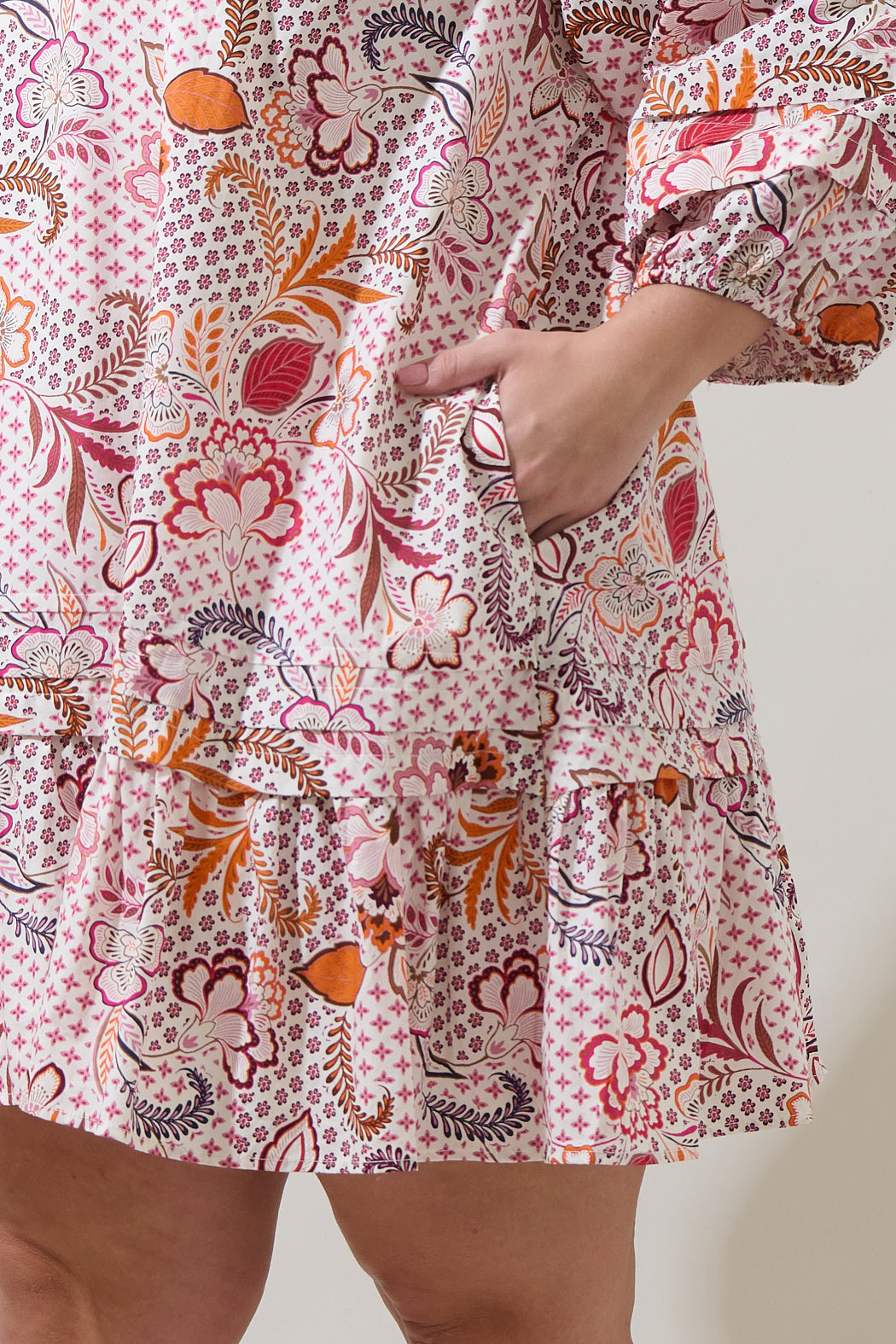 Hendry Floral Velma Ruffle Shift Dress Curve
