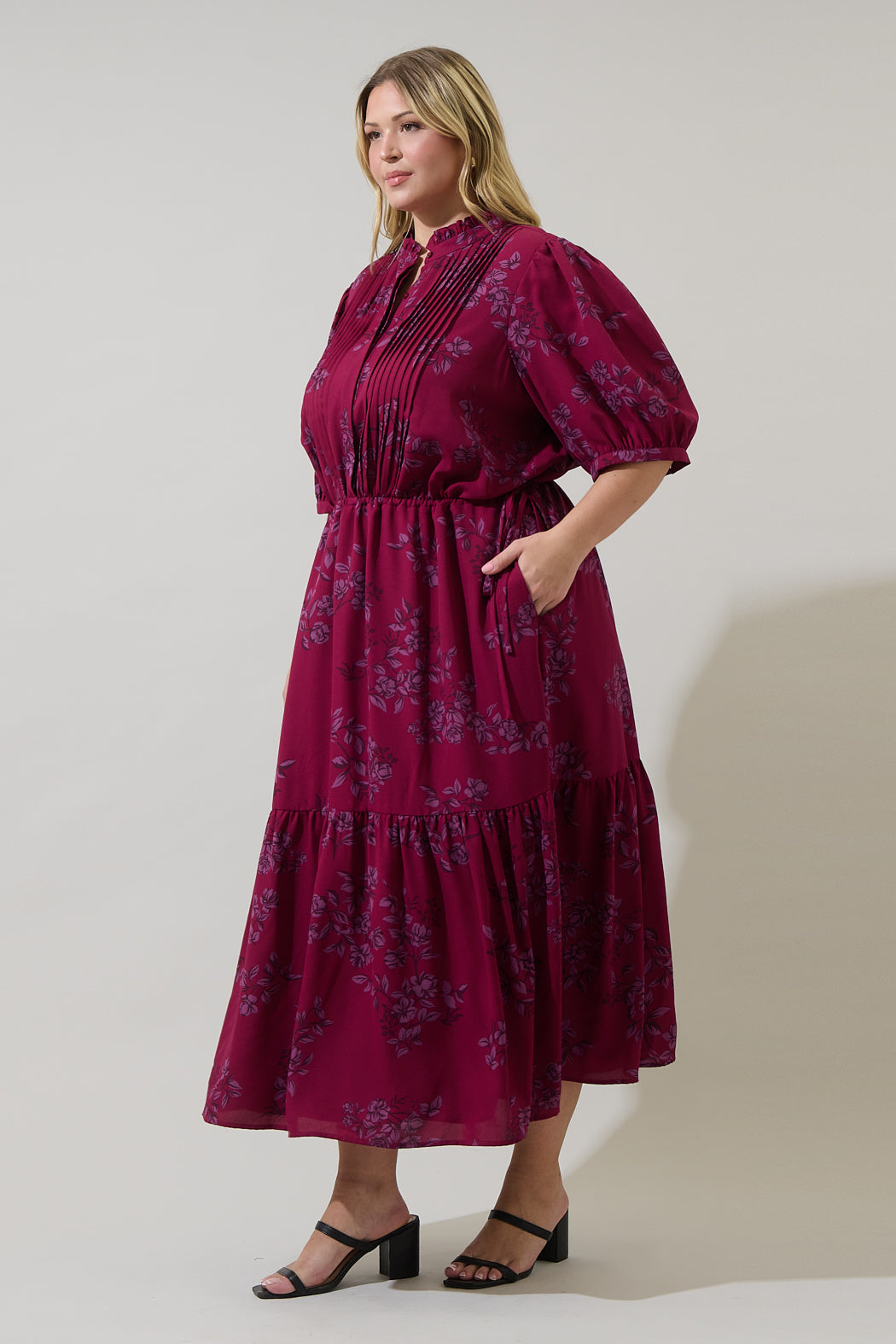 Zurum Floral Pleated Midi Dress Curve