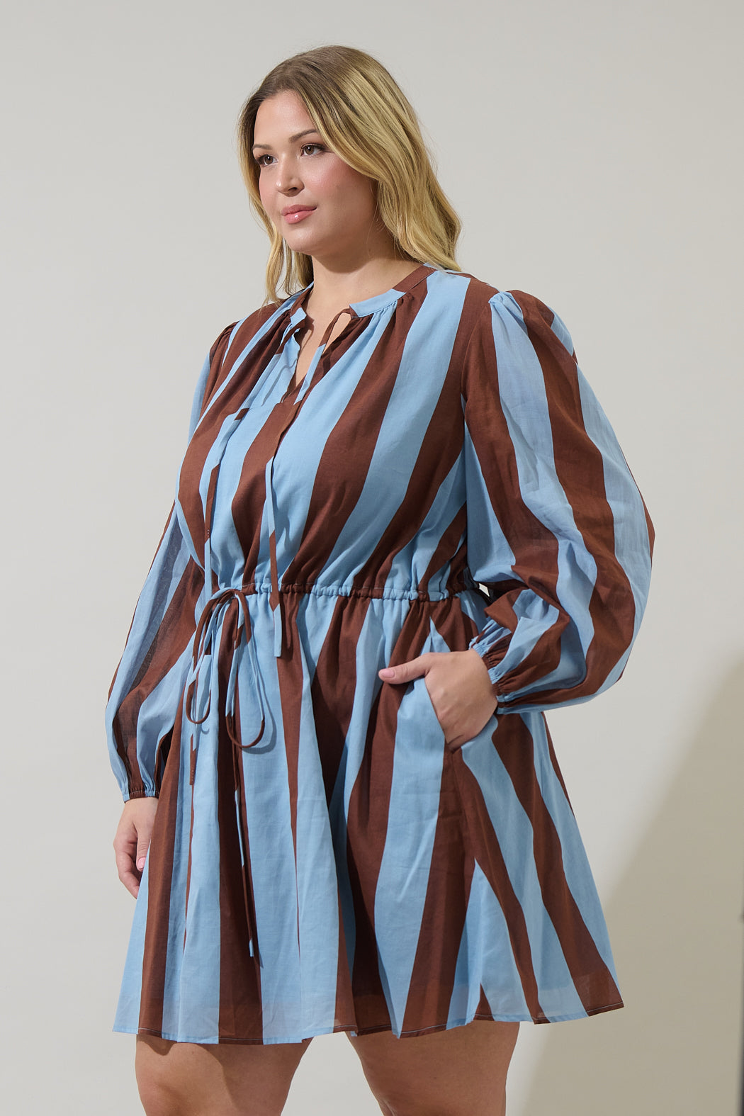 Evabelle Stripe Viany Shift Mini Dress Curve