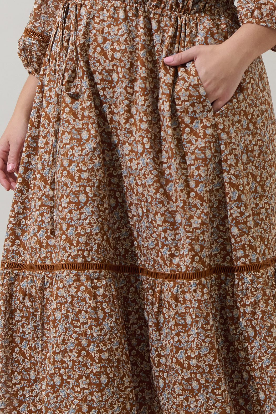 Ramsey Ditsy Harmy Drawstring Midi Dress Curve