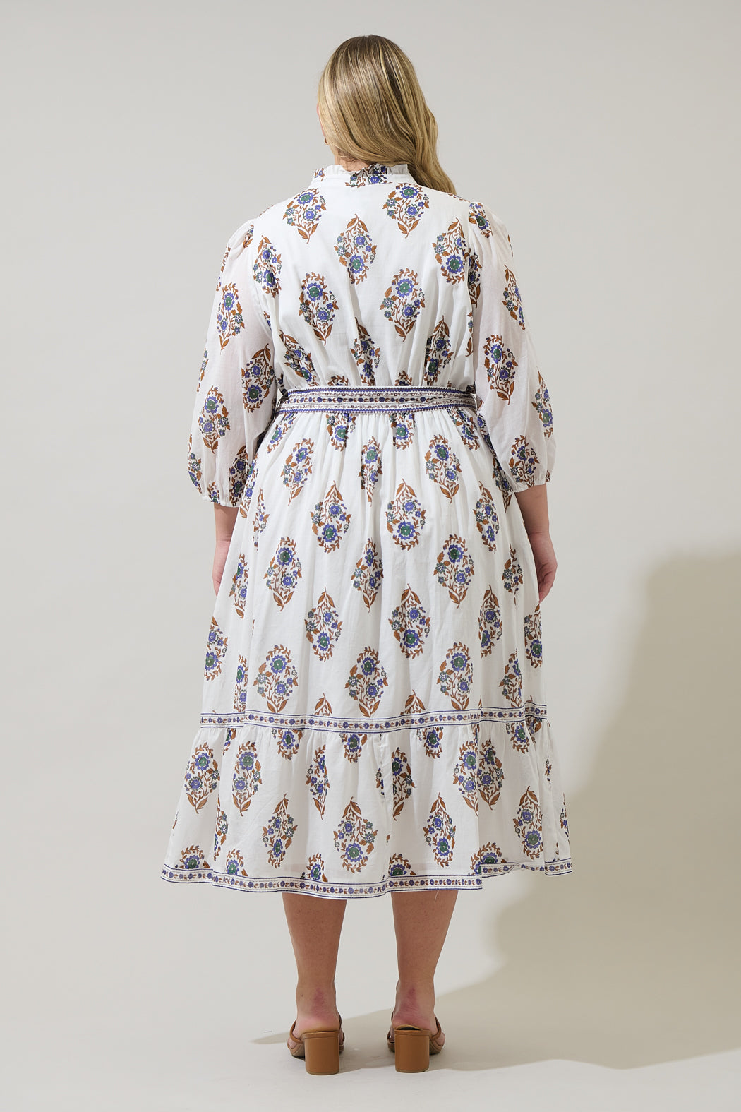 Rennie Floral Darny Long Sleeve Midi Dress Curve