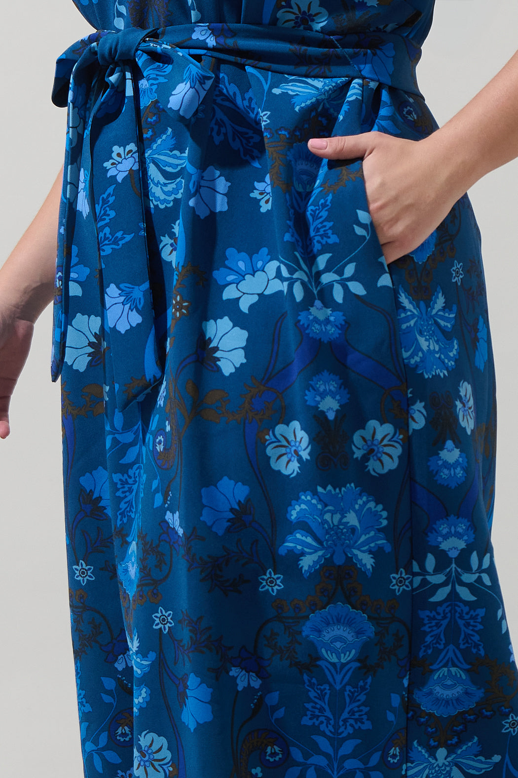 Palmate Floral Senidy Puff Sleeve Midi Dress Curve