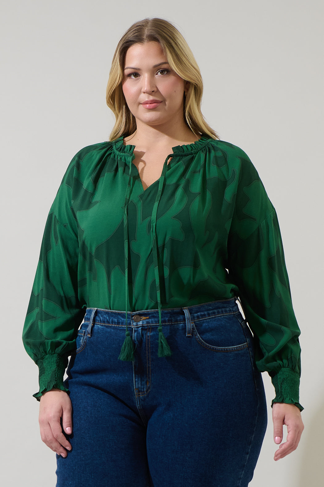 Benti Abstract Weylin Split Neck Tassel Blouse Curve