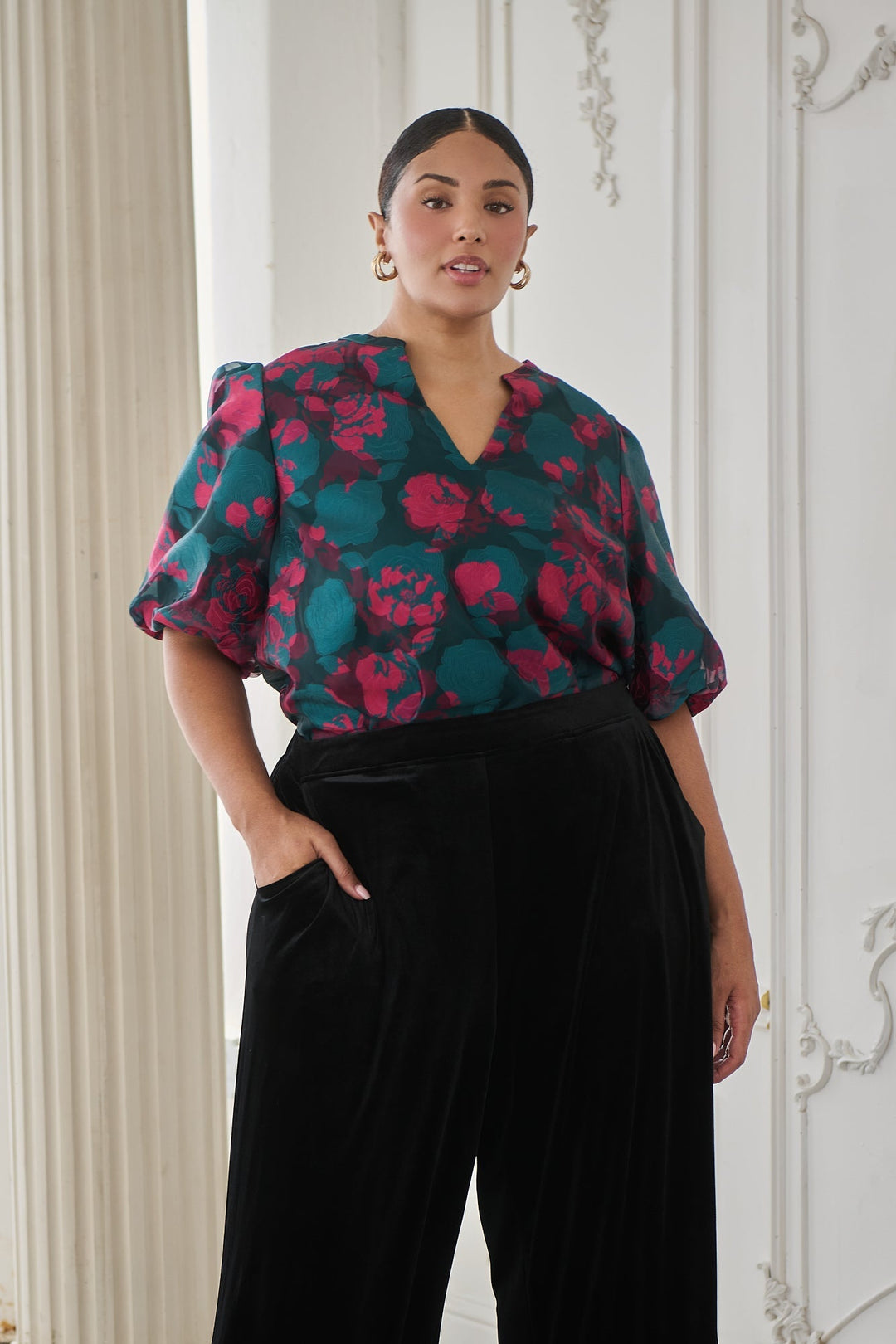 Kaelani Jacquard Tavia Split Neck Top Curve