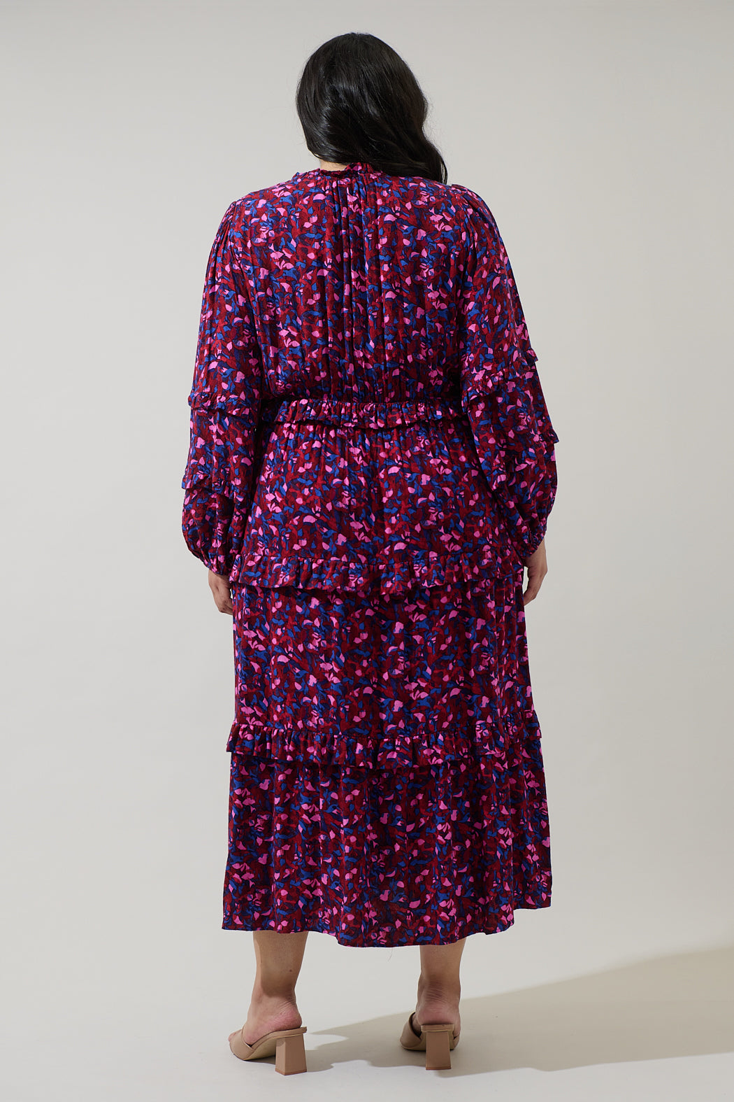 Turma Abstract Iveny Tiered Maxi Dress Curve