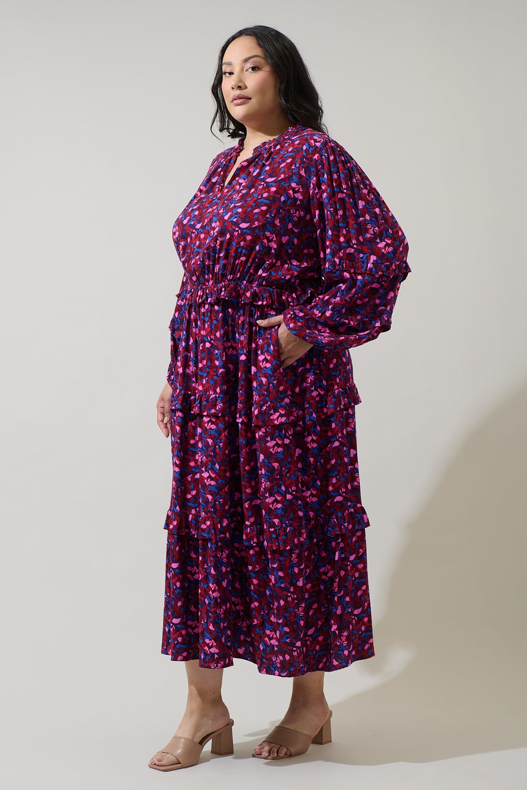 Turma Abstract Iveny Tiered Maxi Dress Curve