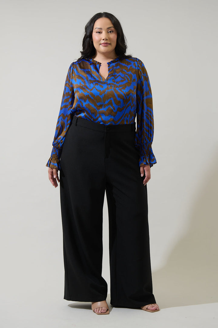 Krista Abstract Minda Keyhole Blouse Curve