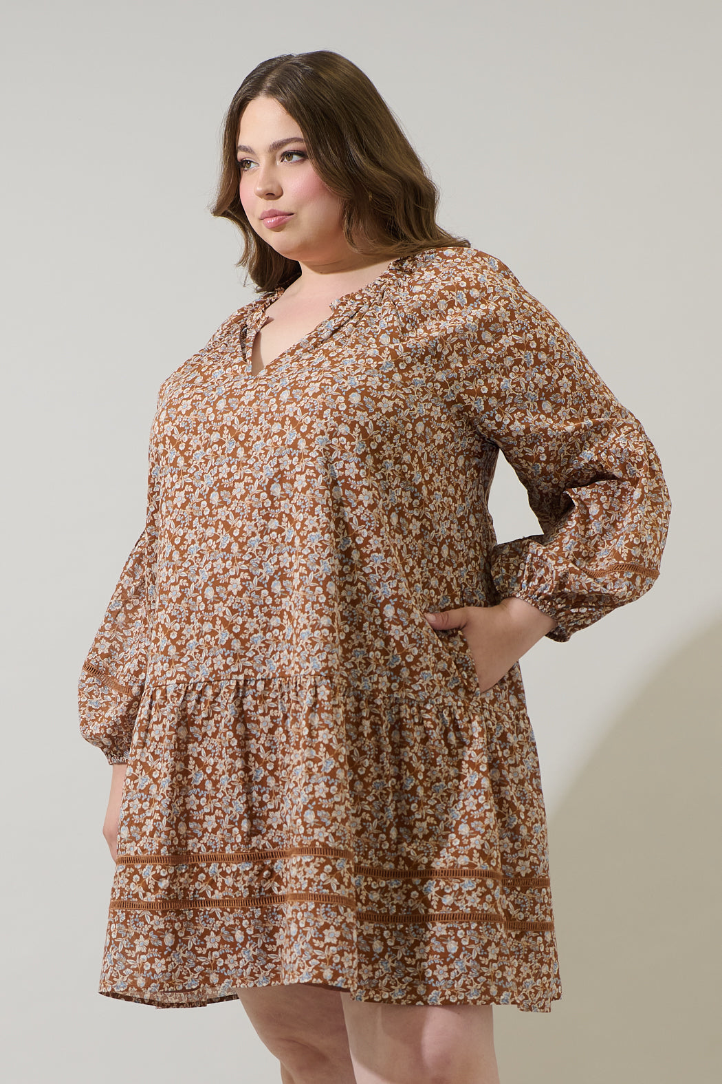 Ramsey Ditsy Ivonna Shift Mini Dress Curve