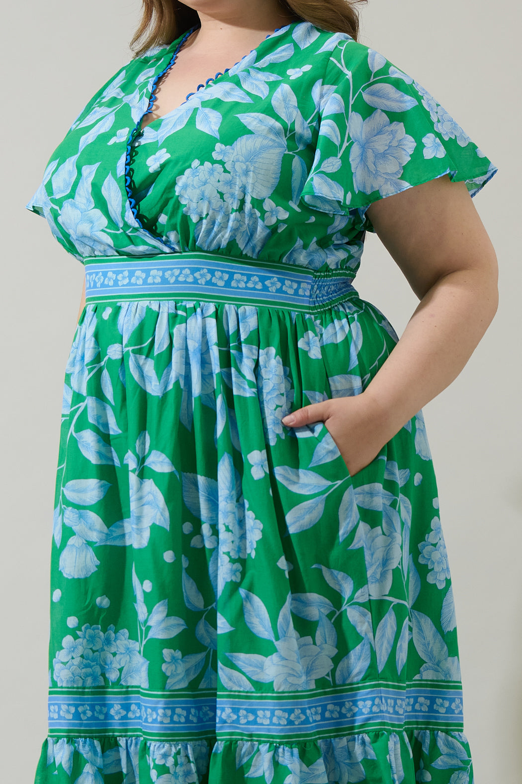 Verbena Floral Ingrida Surplice Maxi Dress Curve